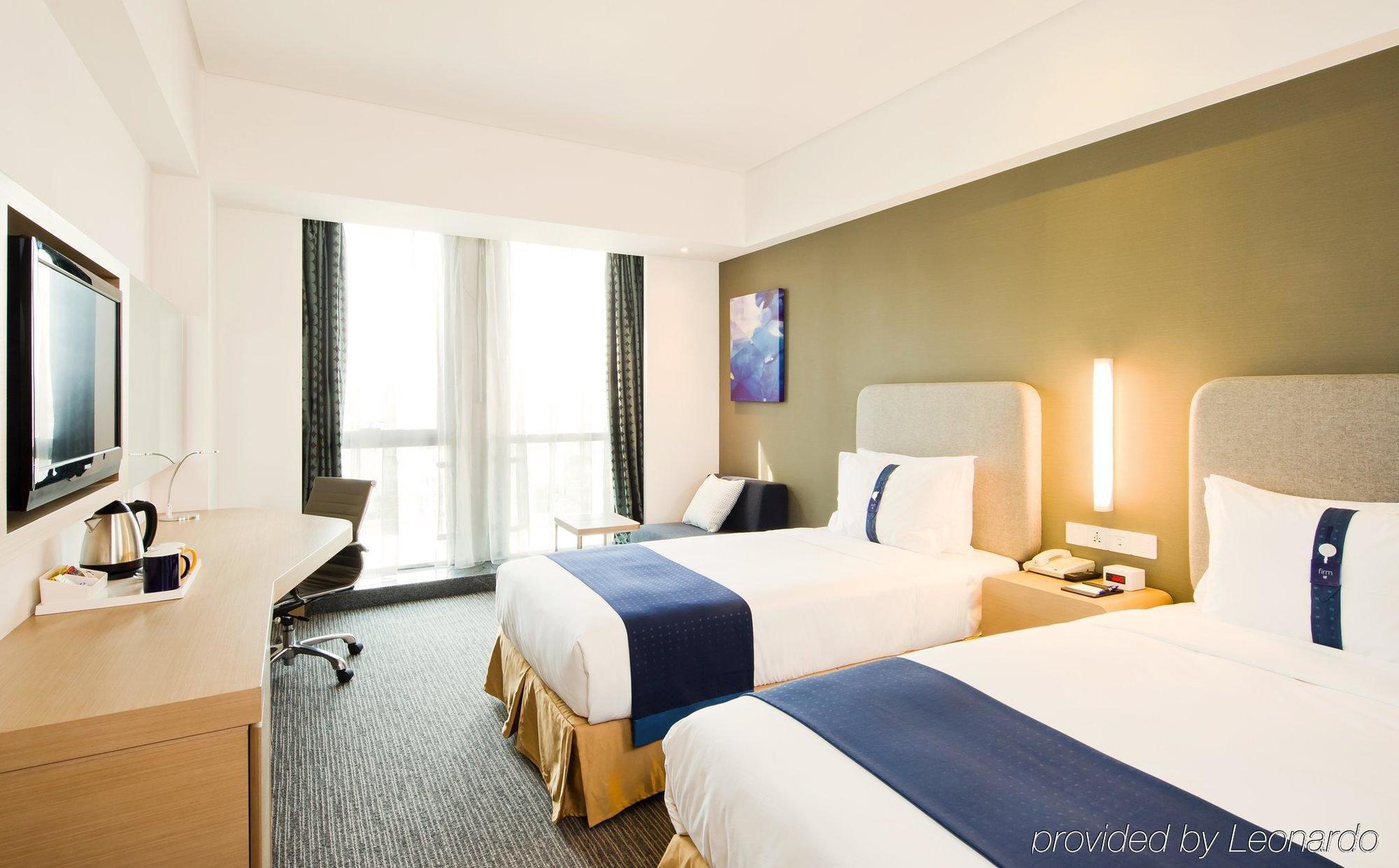 Holiday Inn Express Shanghai Jinsha By Ihg Exterior photo